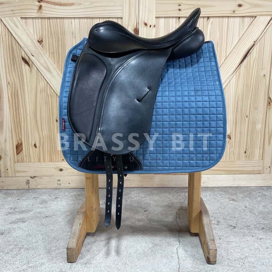 17" County Competitor Dressage