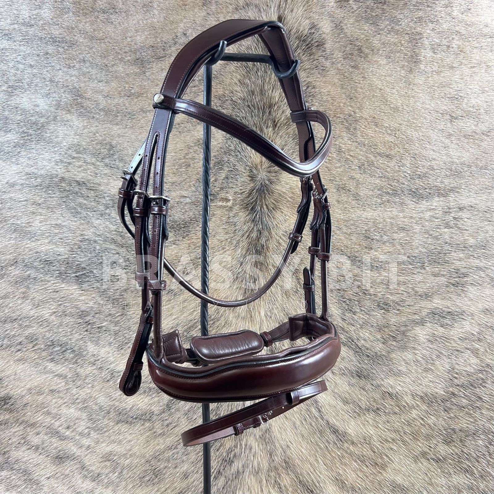 Cob Artemis Anatomical Brown Bridle w/ Crank - Brassy Bit Tack