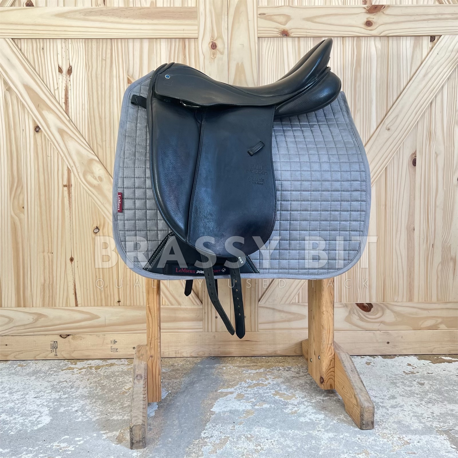 Sanglon De Dressage Stubben – Néoprène – Taille 26 – Occasion état Correct