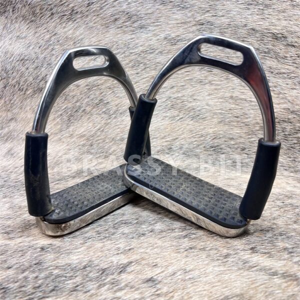 4" Flex English Stirrup Irons