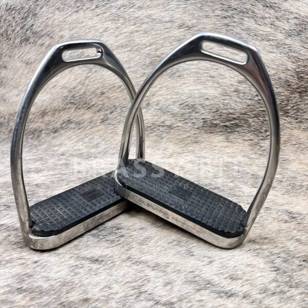 4.75" Stubben Weighted Stirrup Irons