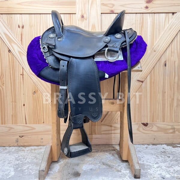 16" Crest Ridge X-Wide Ovation Endurance Saddle