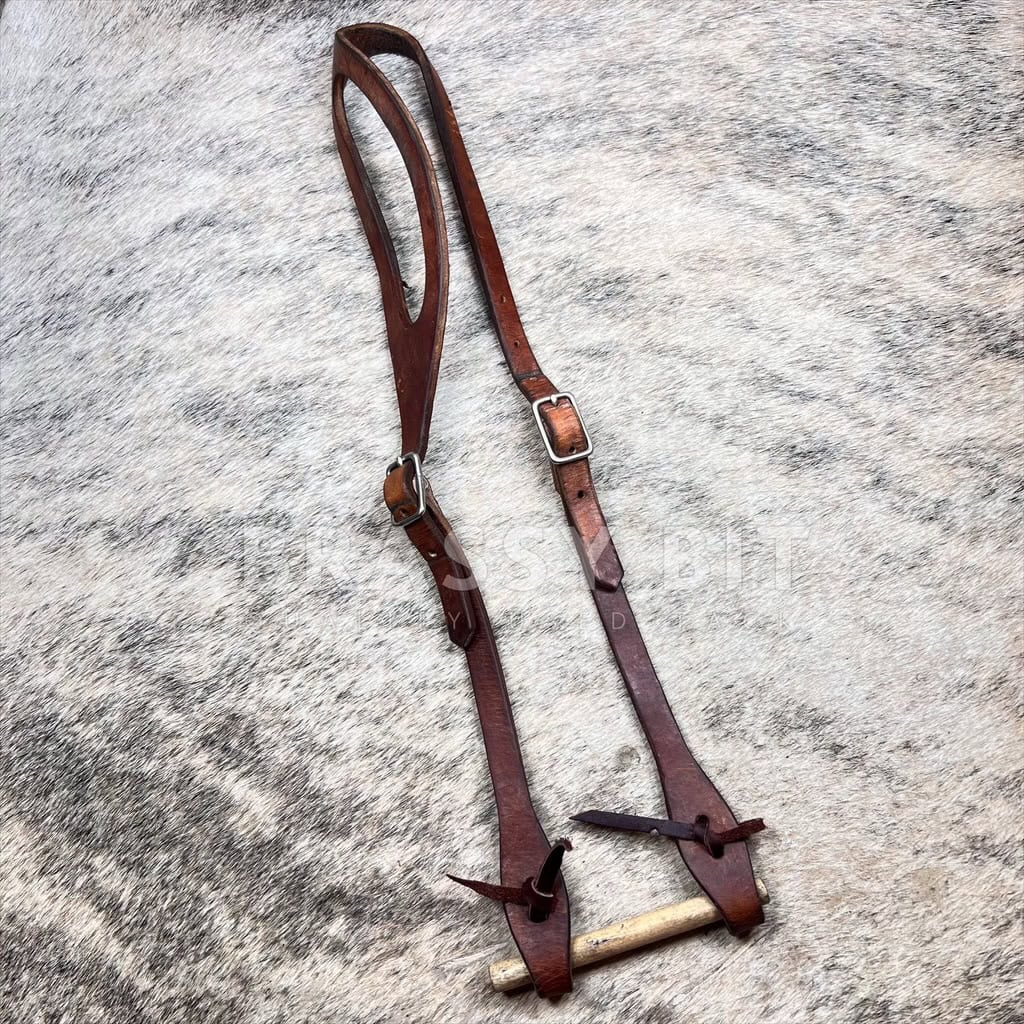thumbnail interactive-video image 1 of Challenger Hermann Oak Leather Old Timer Headstall - Western Amish Tack With Brass Hardware (975H270) 1 of 4